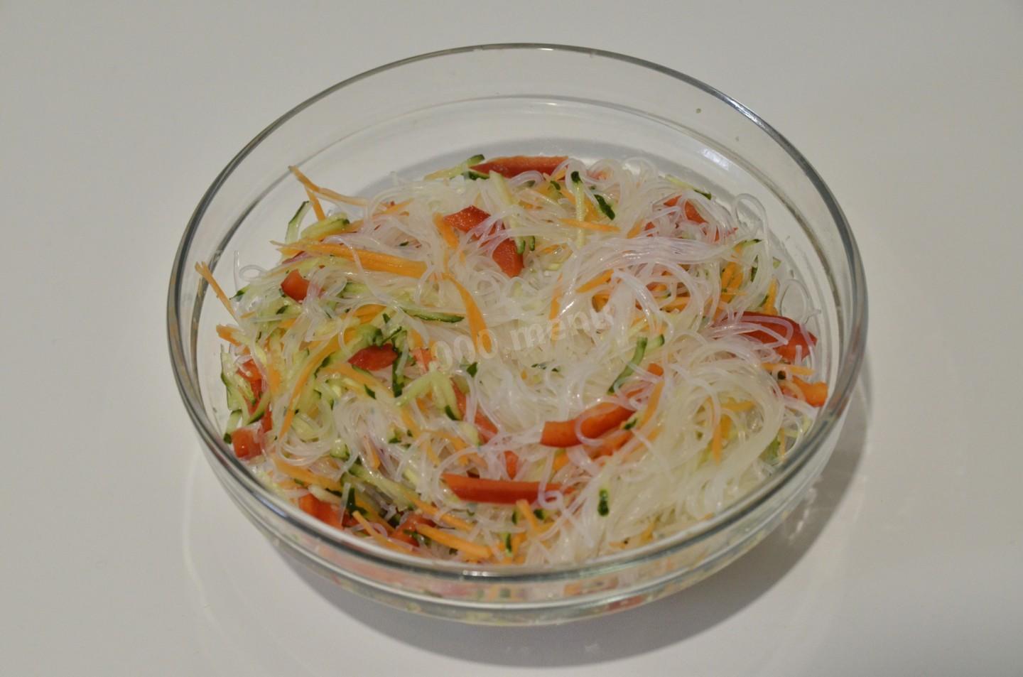 Шаг 9 приготовления Салат Фунчоза с овощами по-корейски