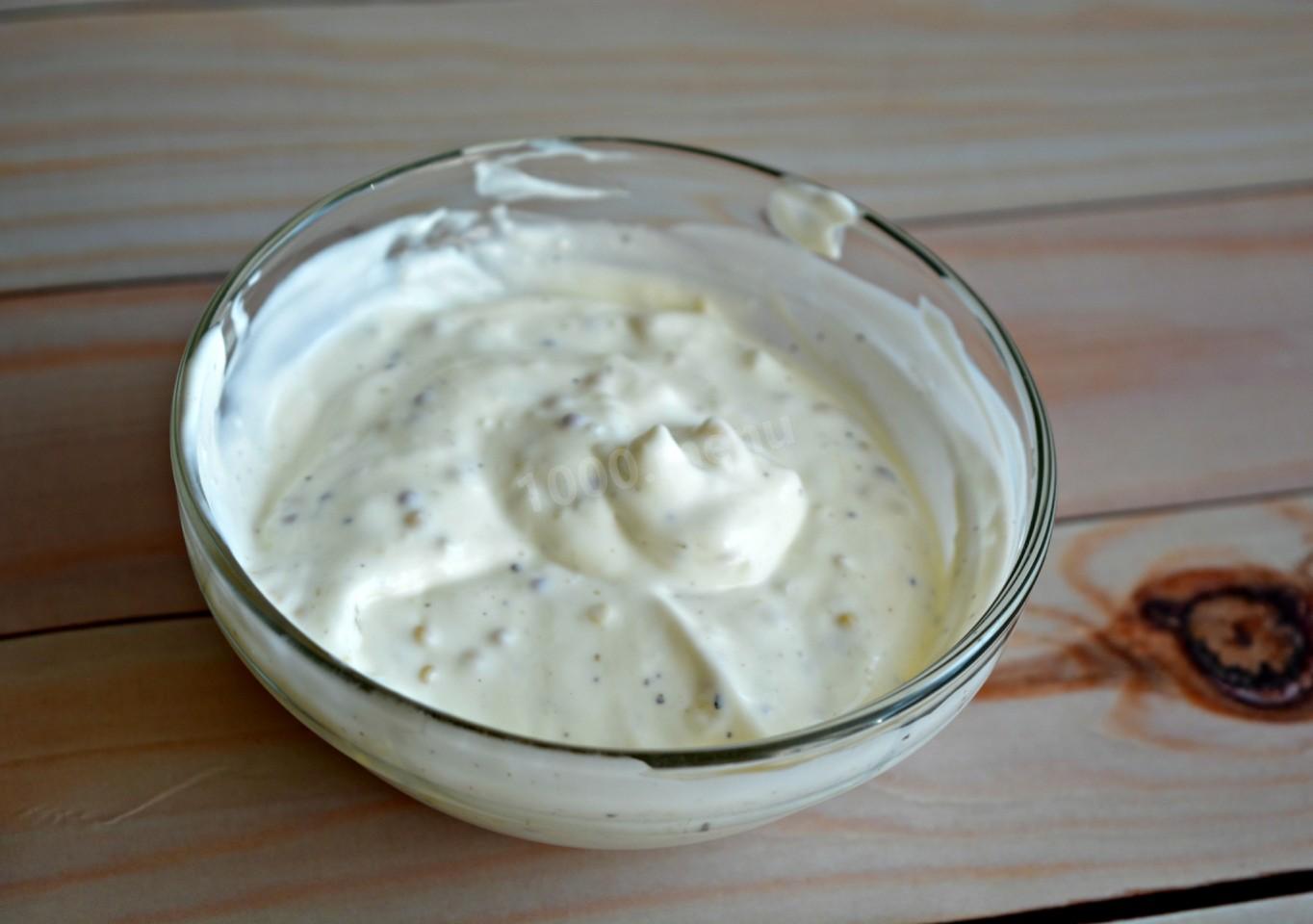 Шаг 10 приготовления Салат с печенью огурцами и морковью
