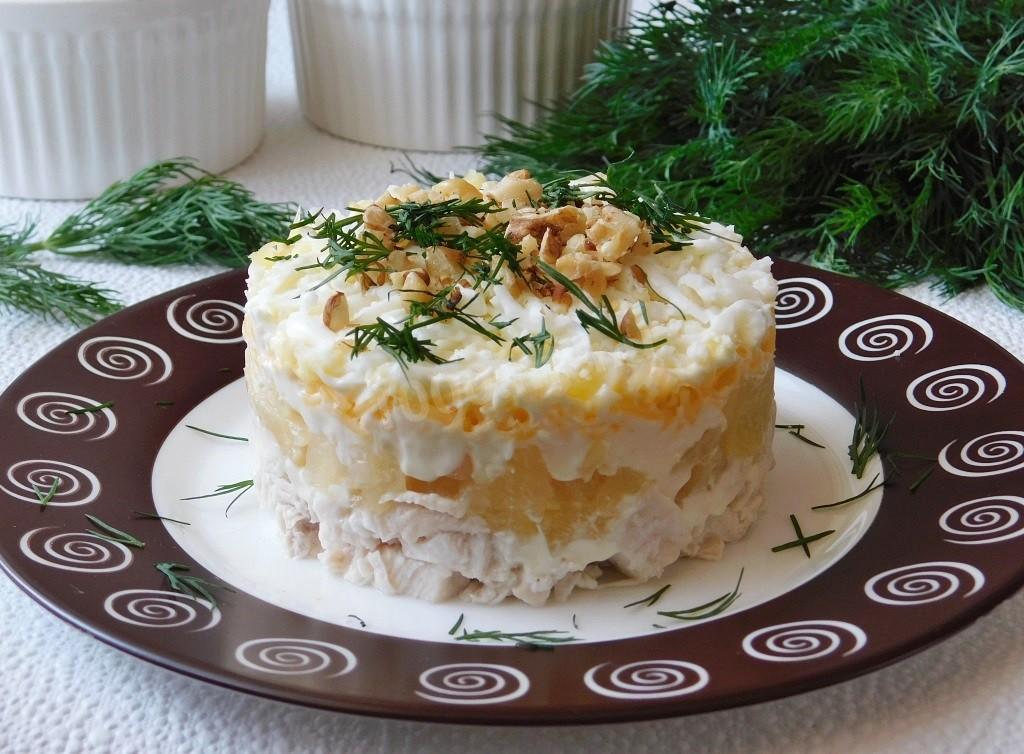 Шаг 6 приготовления Салат курица ананасы сыр яйцо