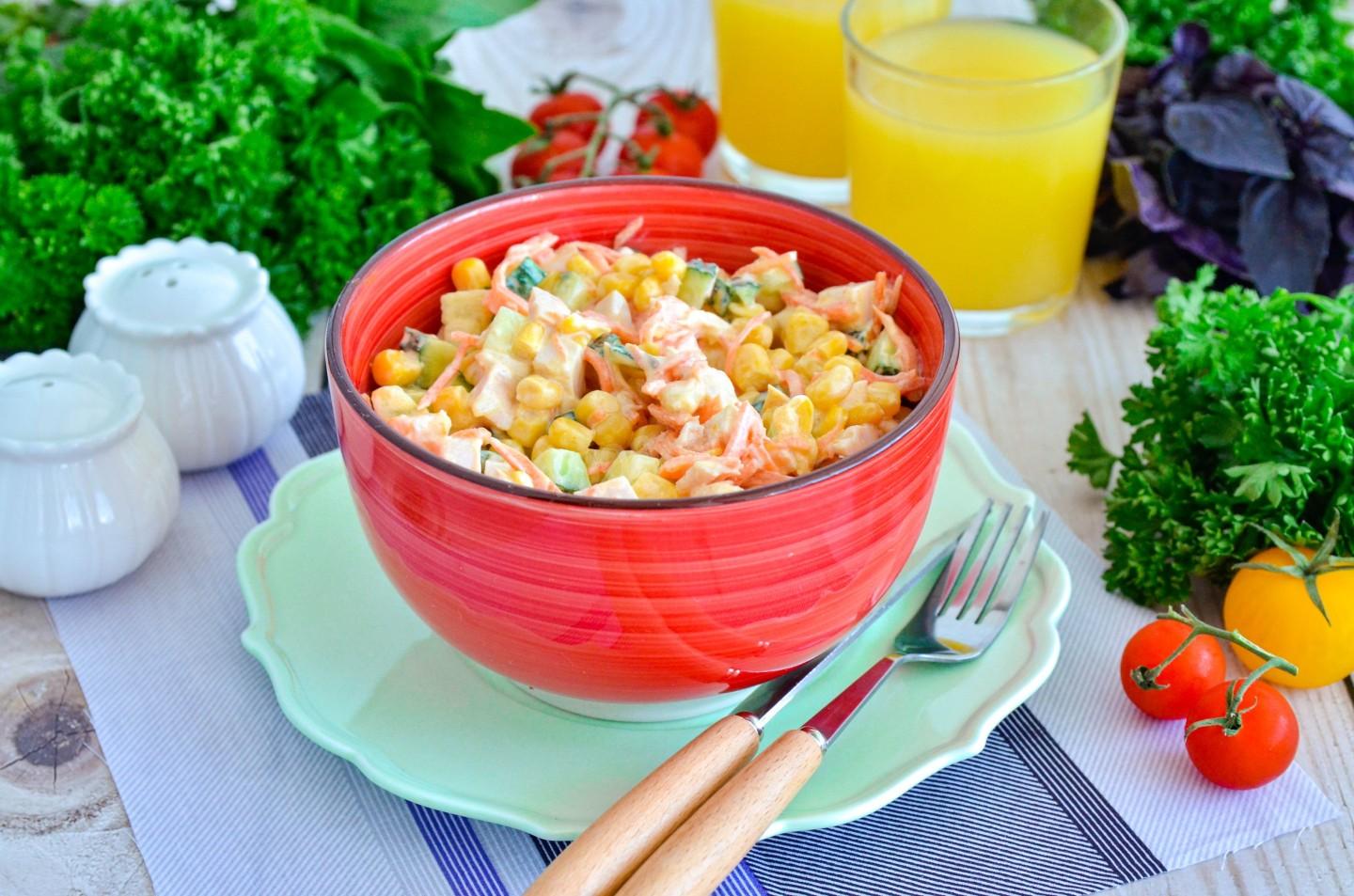Шаг 7 приготовления Салат копченая курица корейская морковь кукуруза