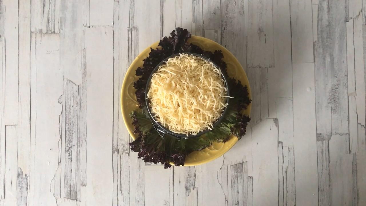 Шаг 6 приготовления Салат из ананасов курицы кукурузы