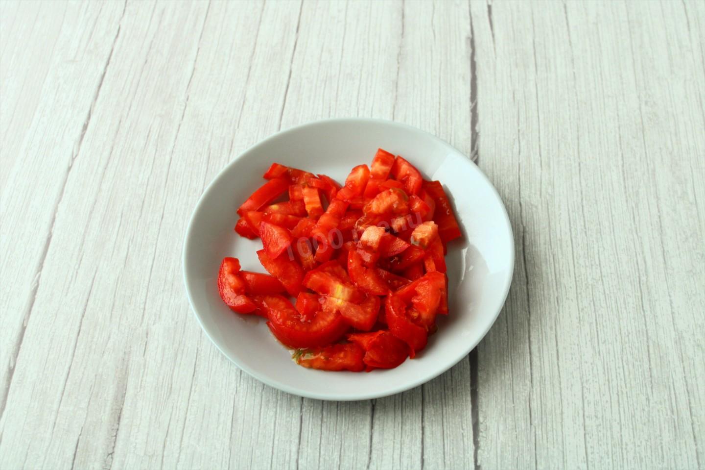 Шаг 10 приготовления Салат Муравейник с курицей и картофельной соломкой