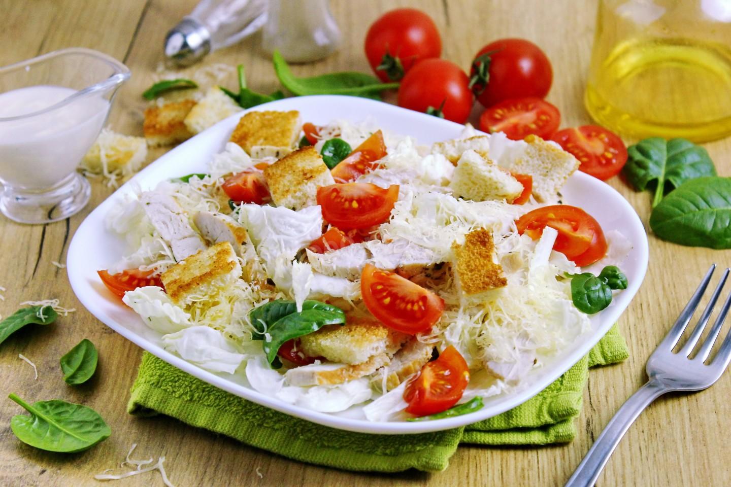 Обложка рецепта Цезарь с пекинской капустой курицей классический