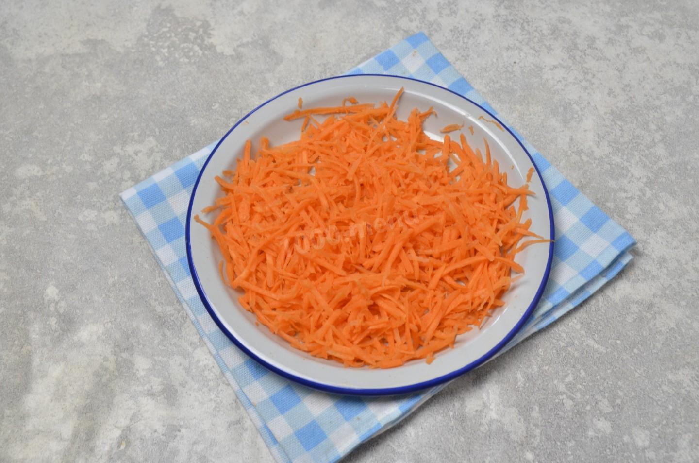 Шаг 3 приготовления Салат из моркови и яблока