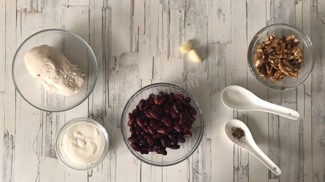 Шаг 1 приготовления Фасолевый салат с курицей
