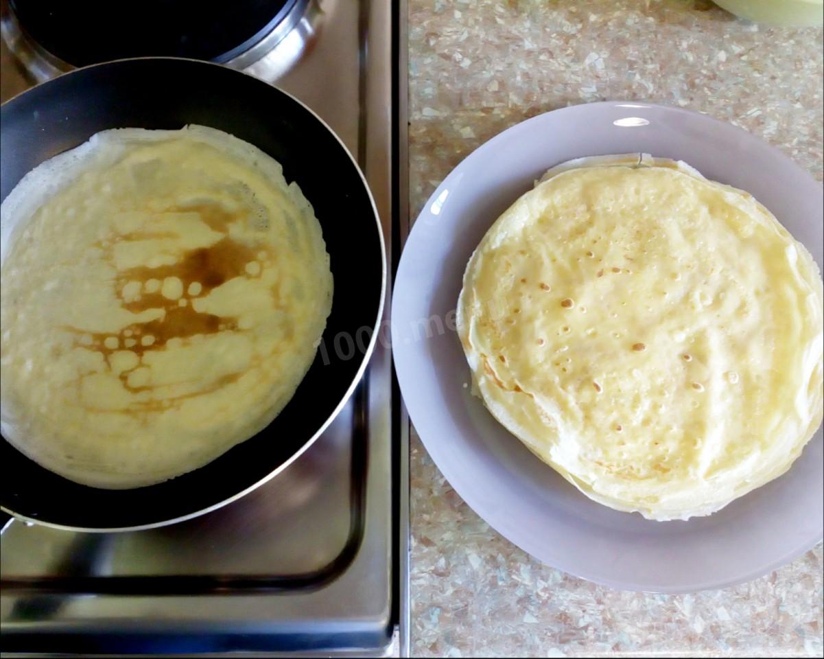 Шаг 4 приготовления Салат с блинами и курицей