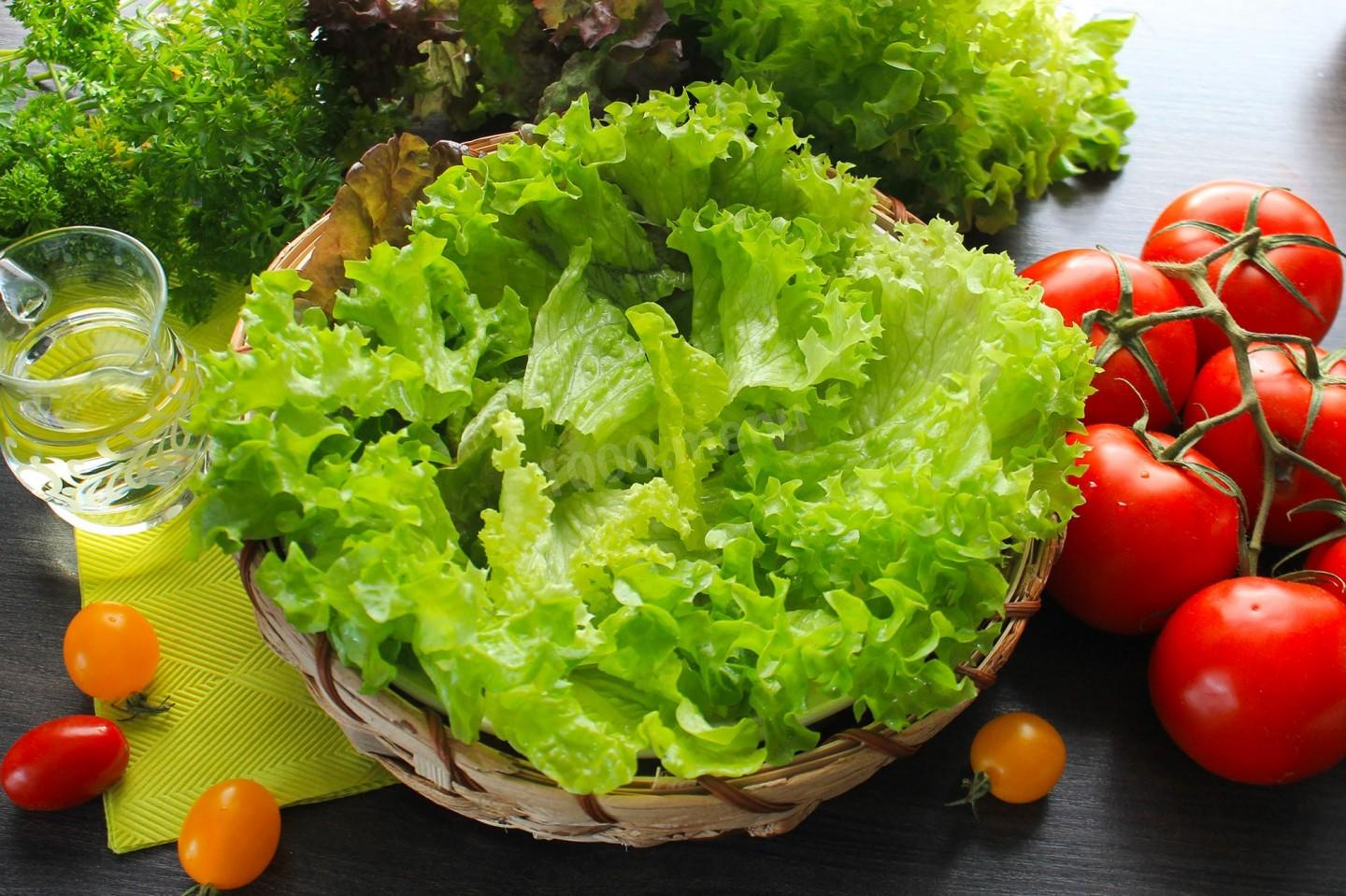 Шаг 5 приготовления Салат курица огурцы помидоры