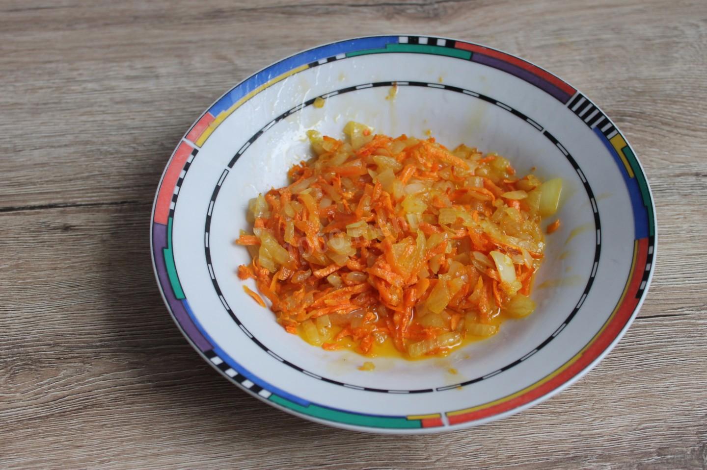 Шаг 6 приготовления Салат с шампиньонами и фасолью