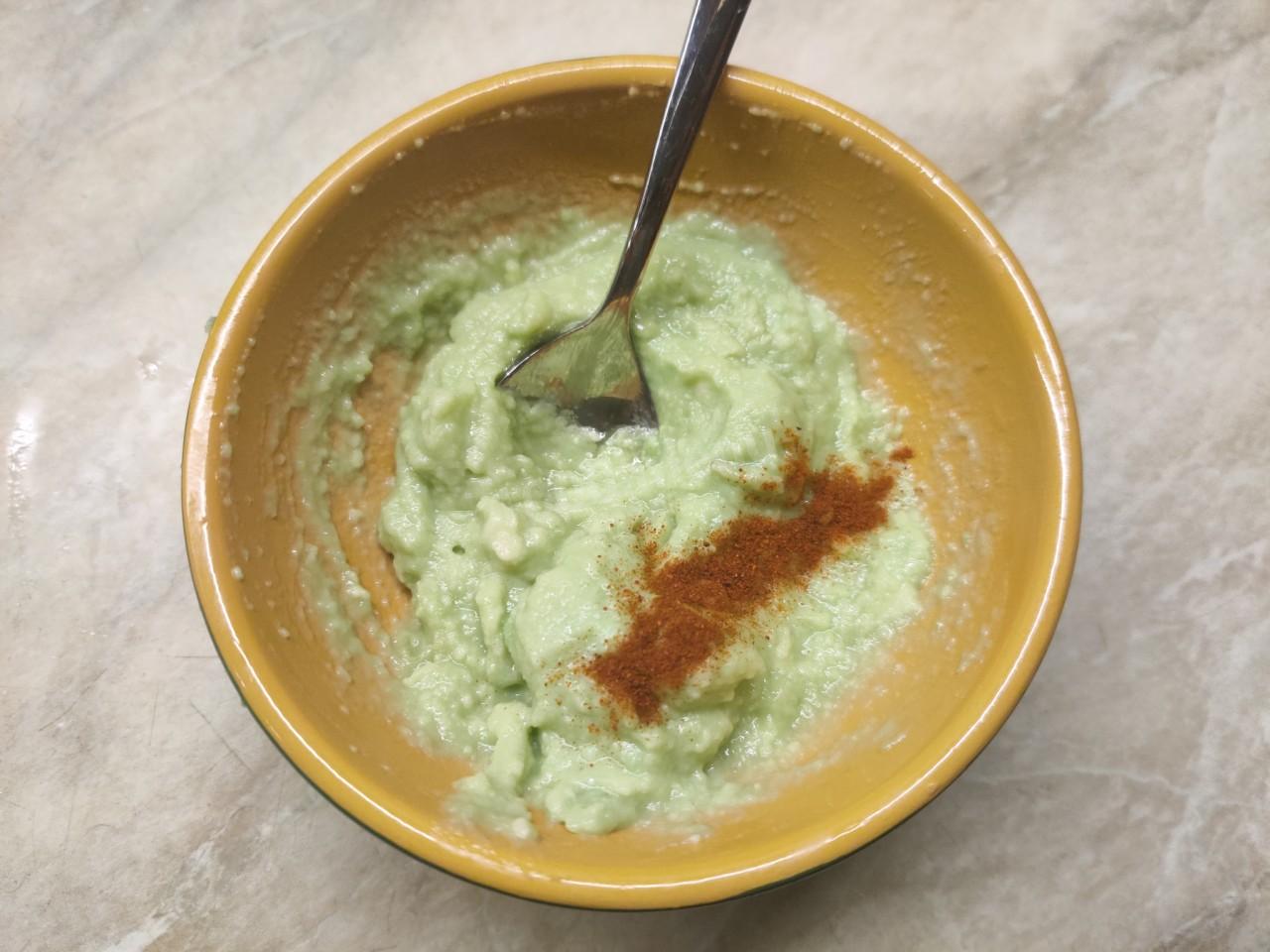 Шаг 10 приготовления Салат Мексиканский с курицей фасолью и болгарским перцем