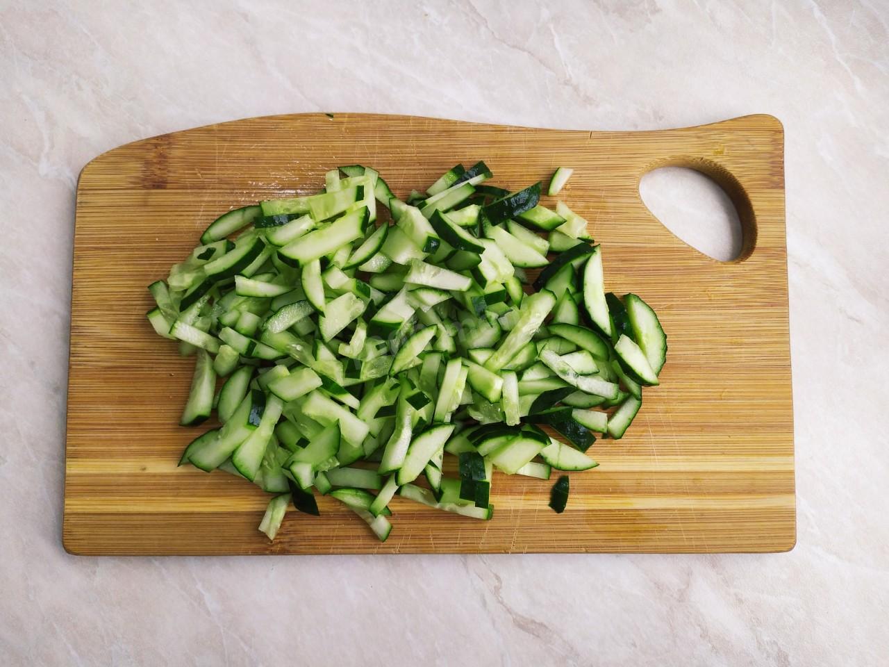 Шаг 4 приготовления Салат курица маринованные грибы