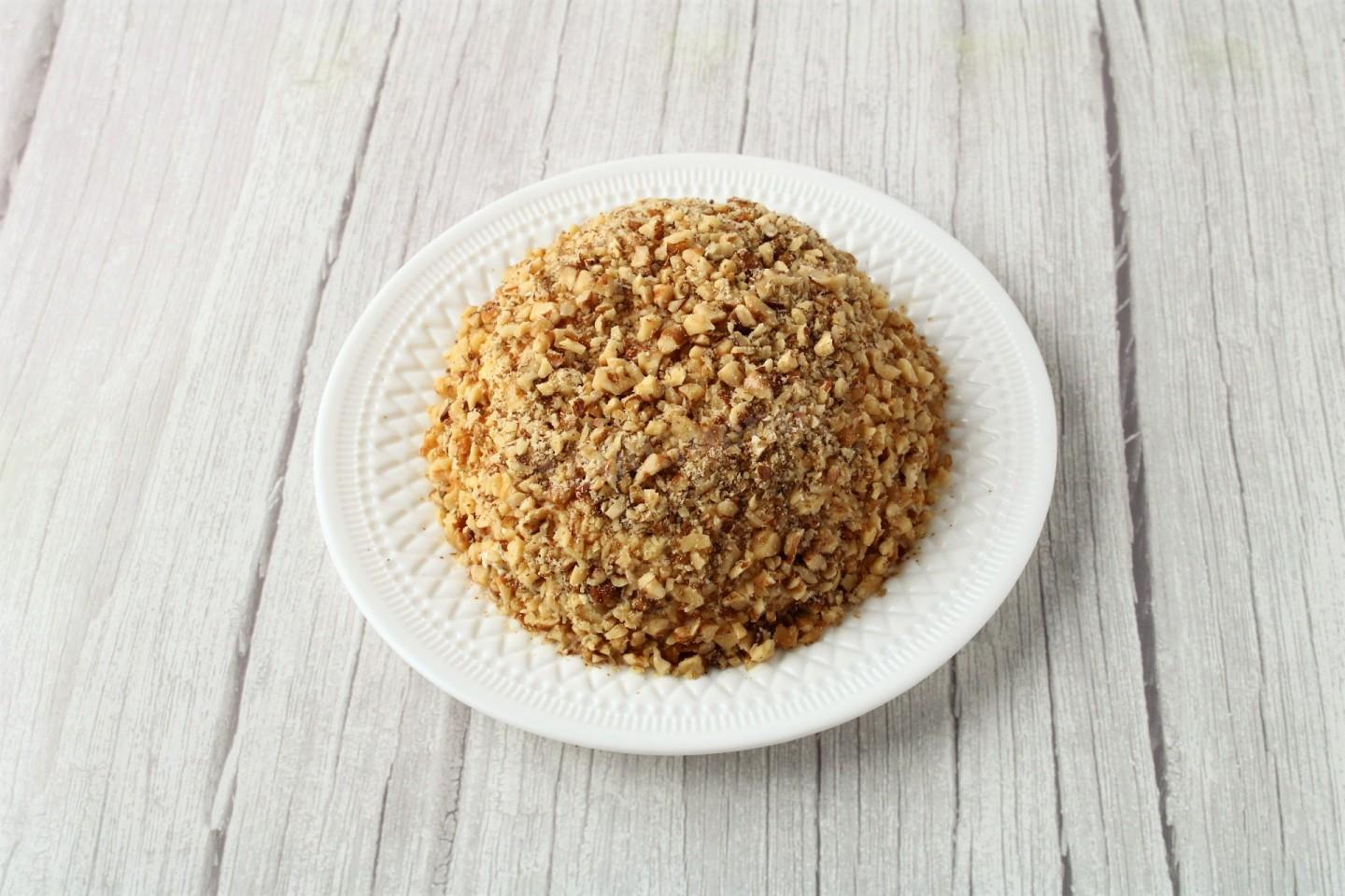 Шаг 12 приготовления Салат Черепашка с яблоком и грецкими орехами