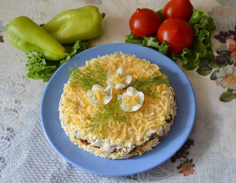 Шаг 10 приготовления Салат Фантазия с курицей