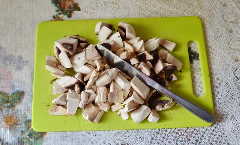 Шаг 3 приготовления Салат Фантазия с курицей