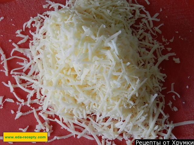 Шаг 2 приготовления Горячие бутерброды с сыром и помидорами в духовке