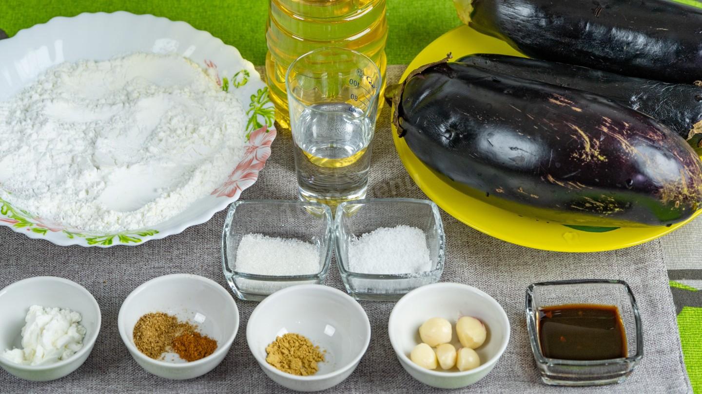 Шаг 1 приготовления Закуска из баклажанов с соусом по-китайски