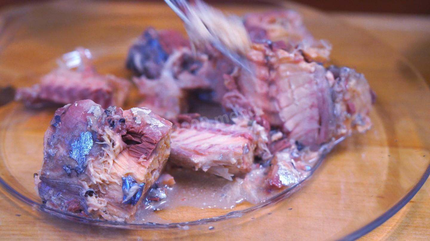 Шаг 3 приготовления Быстрая праздничная закуска со скумбрией