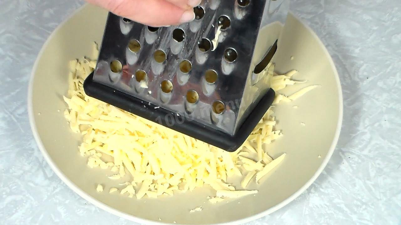 Шаг 8 приготовления Картофельные тарталетки с грибами салат