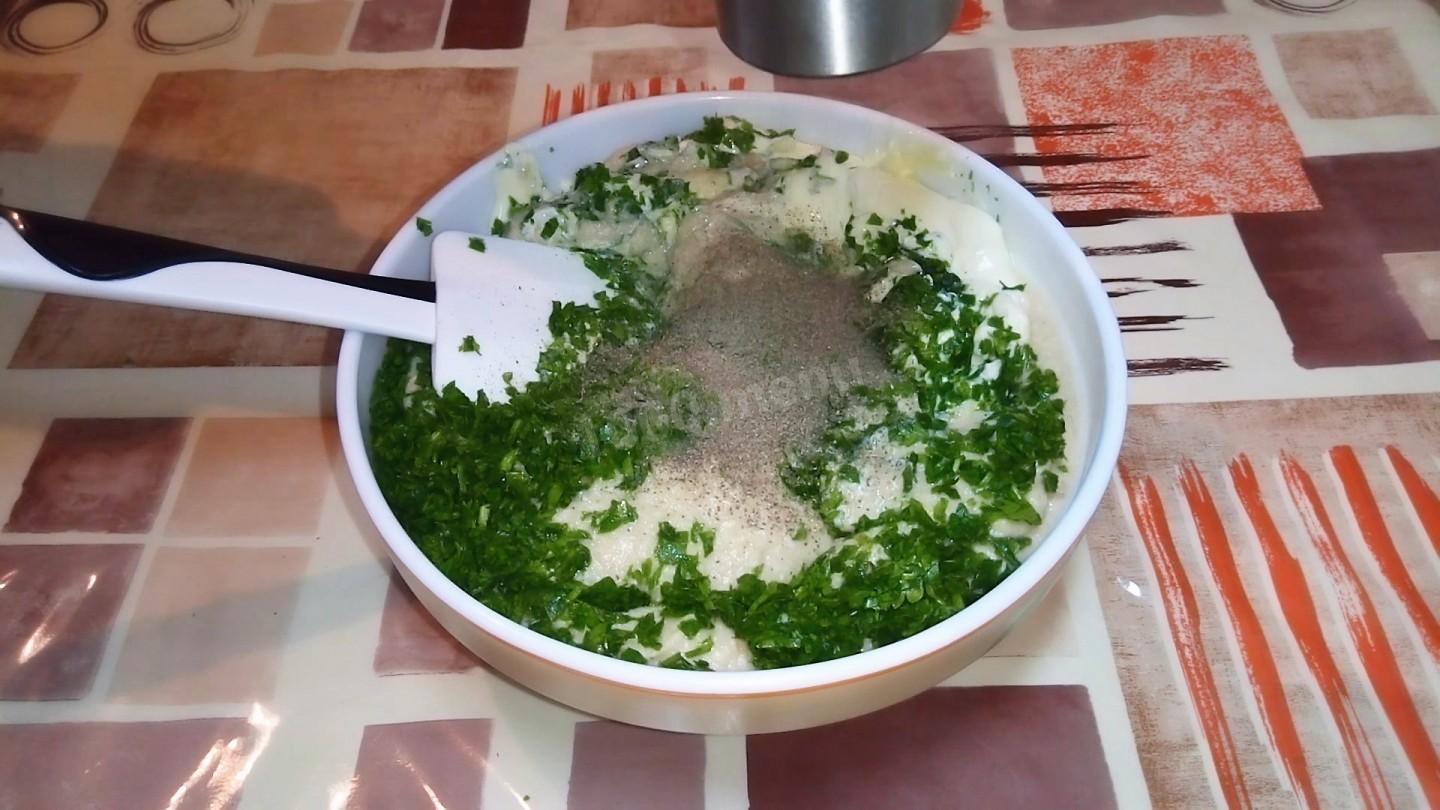 Шаг 4 приготовления Форшмак из селедки с яблоками луком сливочным маслом