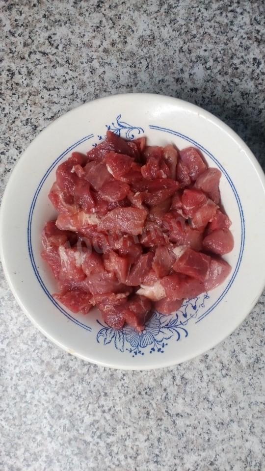Шаг 1 приготовления Большой пельмень