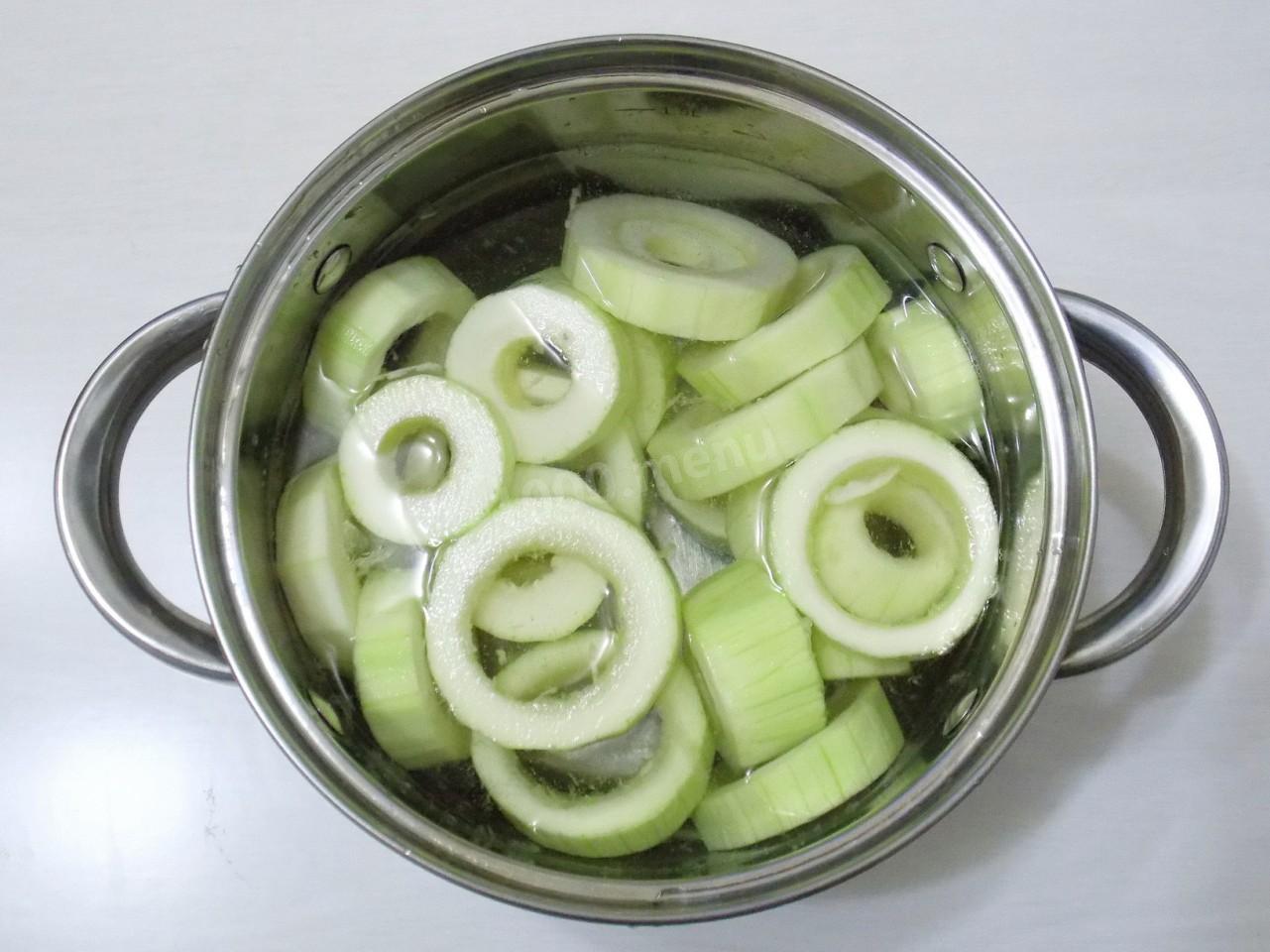 Шаг 5 приготовления Компот из кабачков на зиму со вкусом ананаса