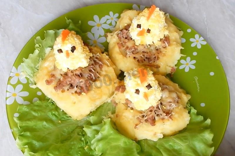 Шаг 14 приготовления Картофельные гнёзда c петушками в духовке
