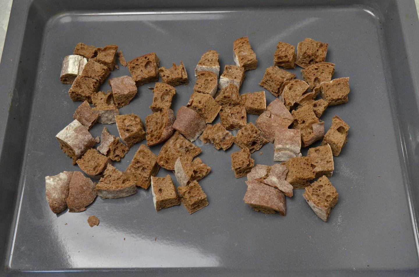 Шаг 4 приготовления Домашний квас из ржаного хлеба
