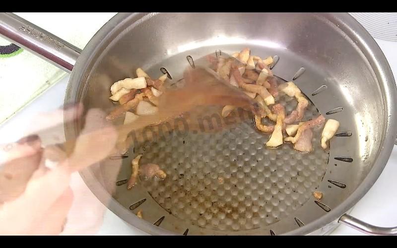 Шаг 3 приготовления Пицца в картофеле без муки и глютена