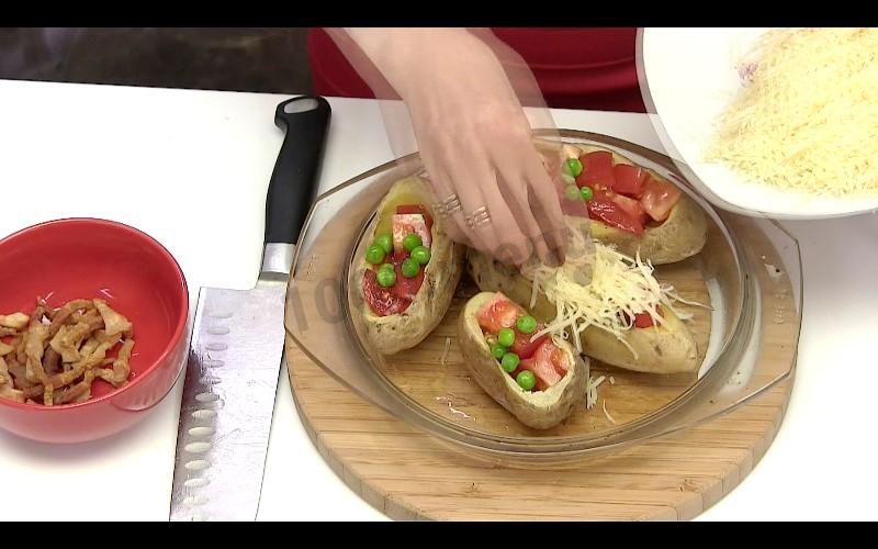 Шаг 4 приготовления Пицца в картофеле без муки и глютена