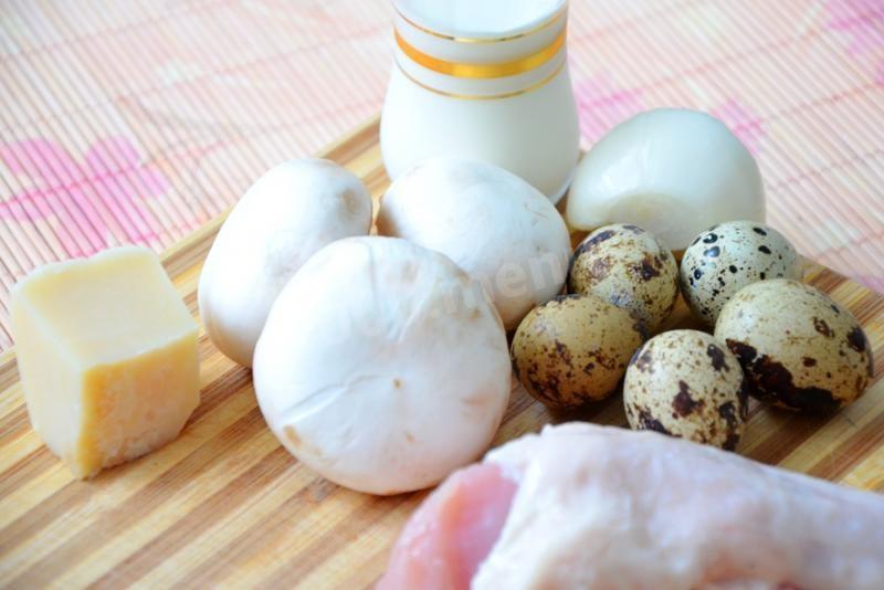 Шаг 1 приготовления Шампиньоны фаршированные курицей в духовке