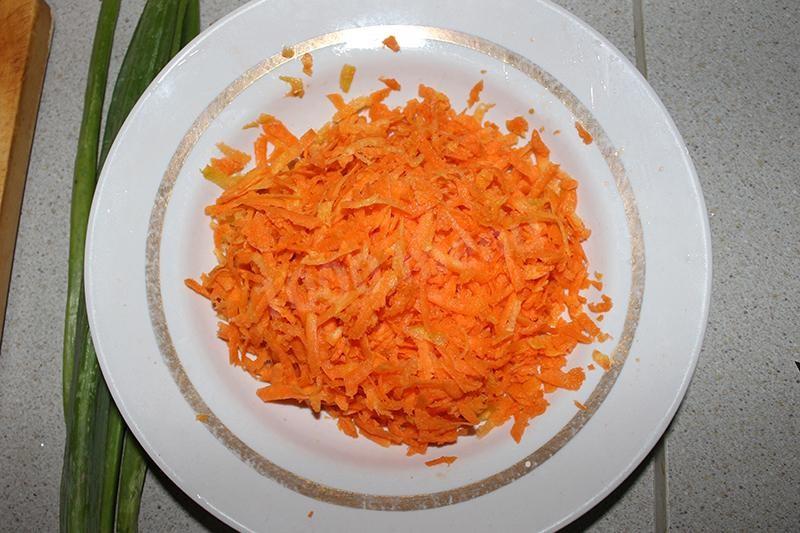 Шаг 13 приготовления Лук фаршированный картошкой и курицей