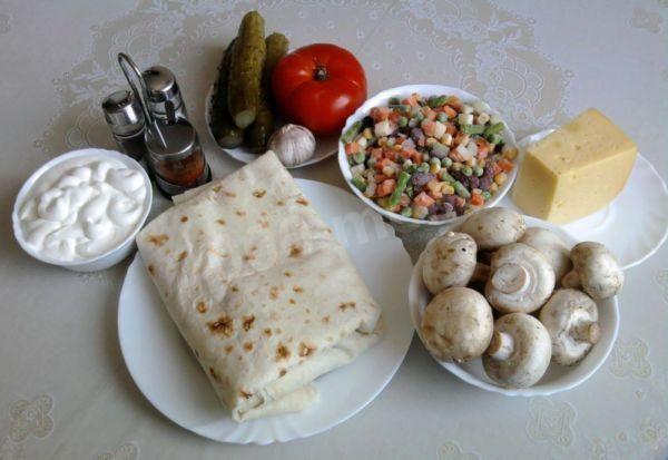 Шаг 1 приготовления Лаваш в духовке с начинкой из овощей