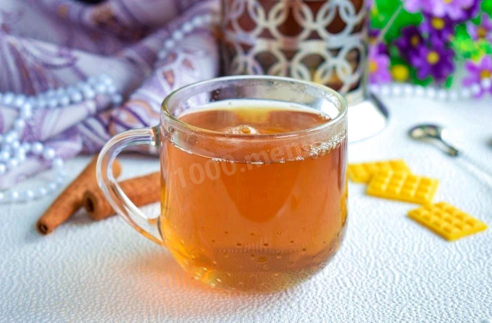 Обложка рецепта Чай с яблоками и корицей