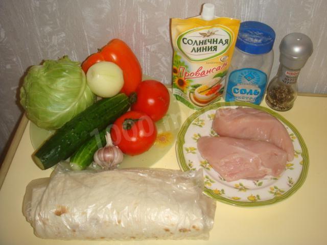 Шаг 1 приготовления Шаурма с курицей в лаваше на сковороде