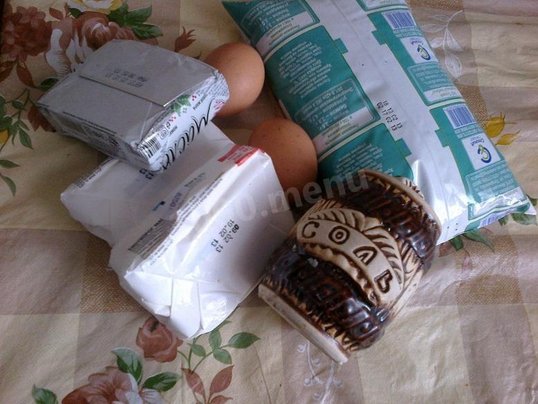 Шаг 1 приготовления Сыр из творога молока и яиц