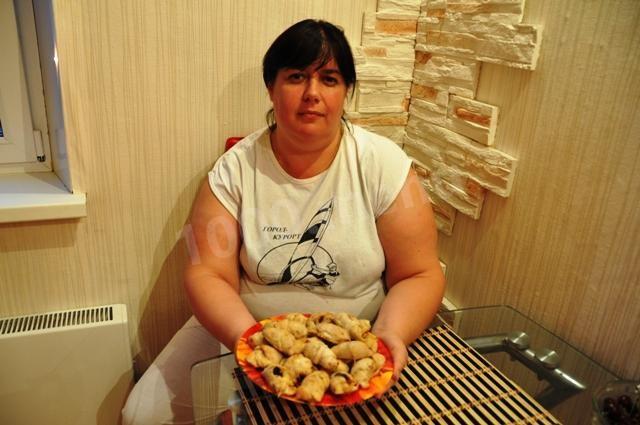 Шаг 8 приготовления Рулет из филе страуса с черносливом