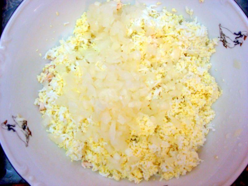 Шаг 9 приготовления Розы закусочные
