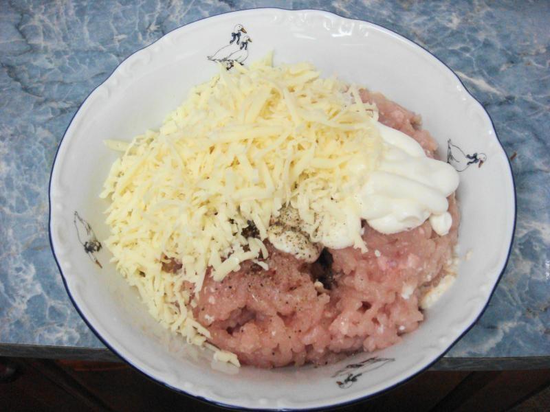 Шаг 7 приготовления Шарики куриные с виноградом