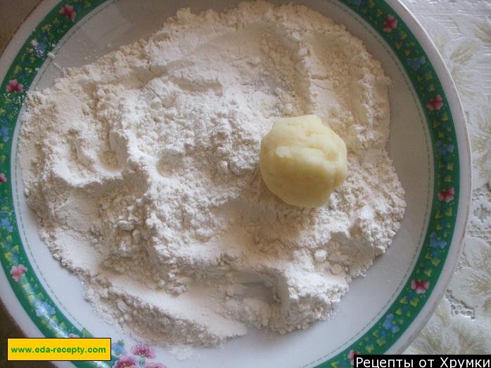 Шаг 7 приготовления Крокеты из картошки в панировочных сухарях