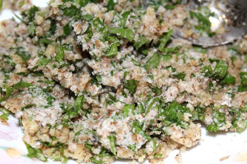 Шаг 4 приготовления Баклажаны с чесноком и грецким орехом по грузински