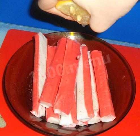 Шаг 2 приготовления Крабовые палочки в кляре с соусом аля тартар