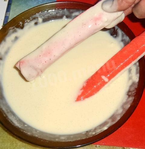 Шаг 4 приготовления Крабовые палочки в кляре с соусом аля тартар