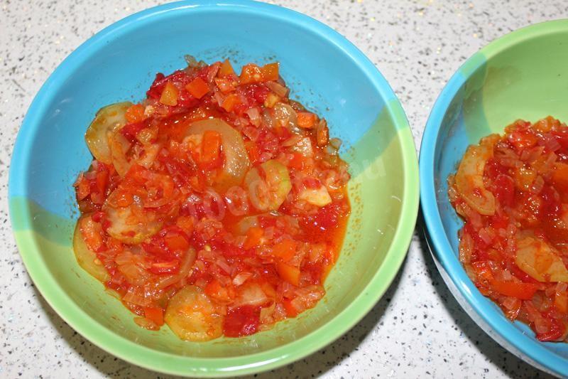 Шаг 6 приготовления Гратен из кабачков с яйцами по-баскски