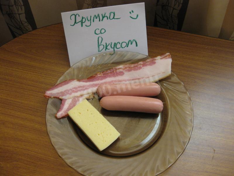 Шаг 1 приготовления Сосиски с сыром и беконом