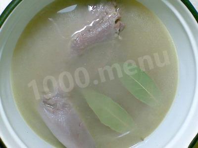 Шаг 4 приготовления Рулетики из языка