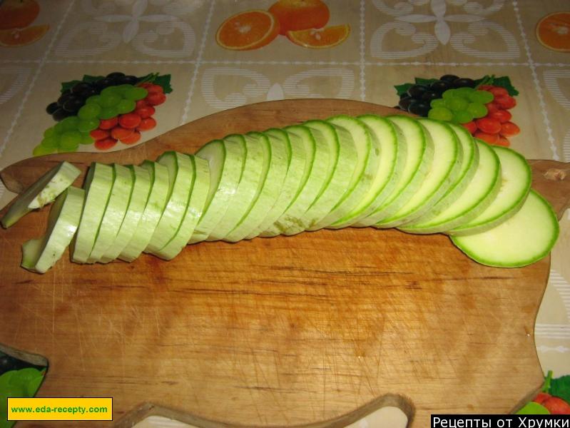 Шаг 2 приготовления Кабачки и баклажаны медальонами в хрустящей корочке