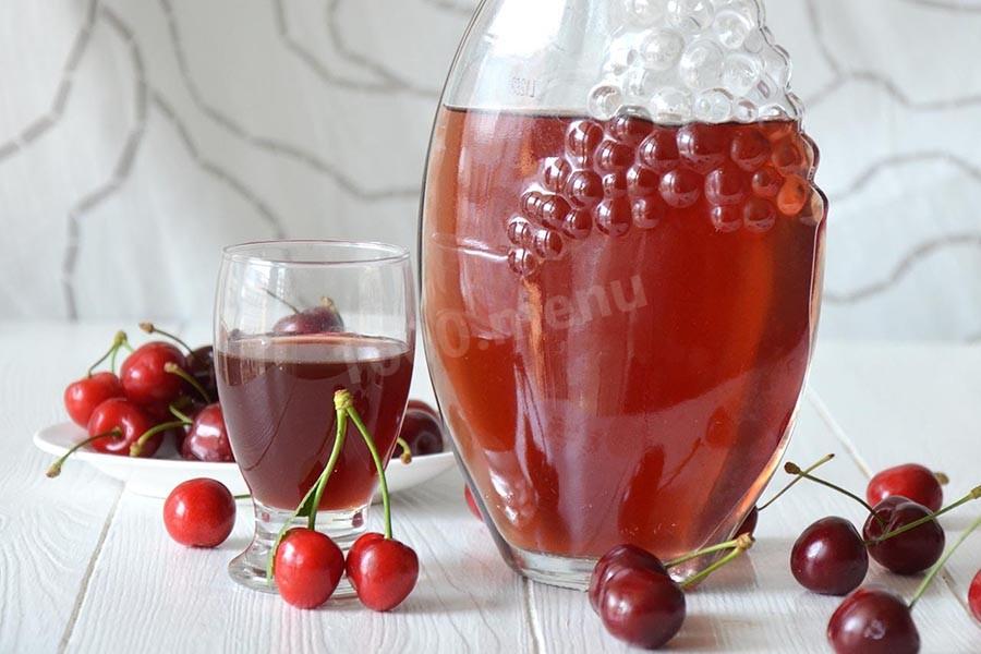 Обложка рецепта Вино из вишни с водкой