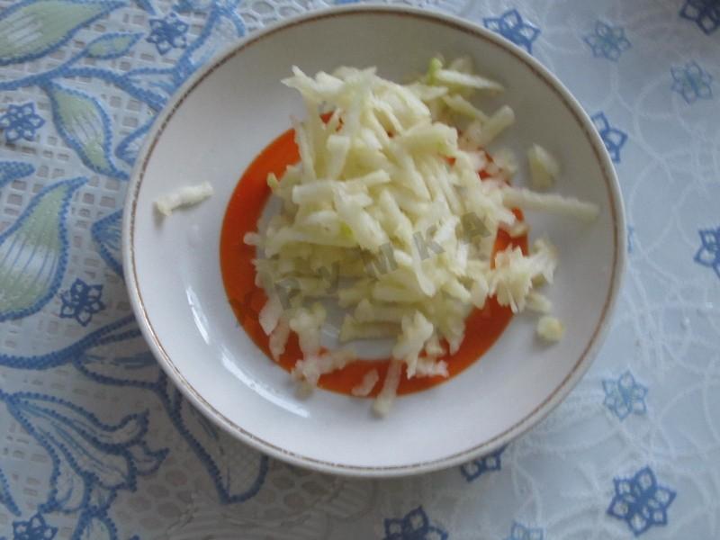 Шаг 2 приготовления Бутерброды с творожно-яблочной массой