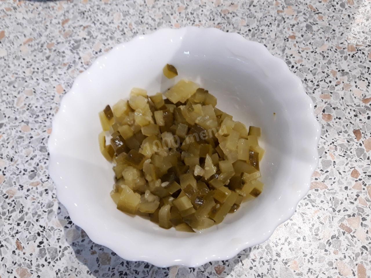 Шаг 2 приготовления Бургеры с мясным фаршем, помидорами и листьями салат