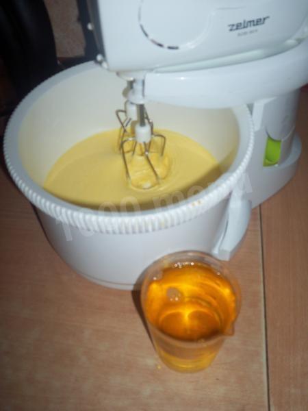 Шаг 3 приготовления Торт Сыр с мышками
