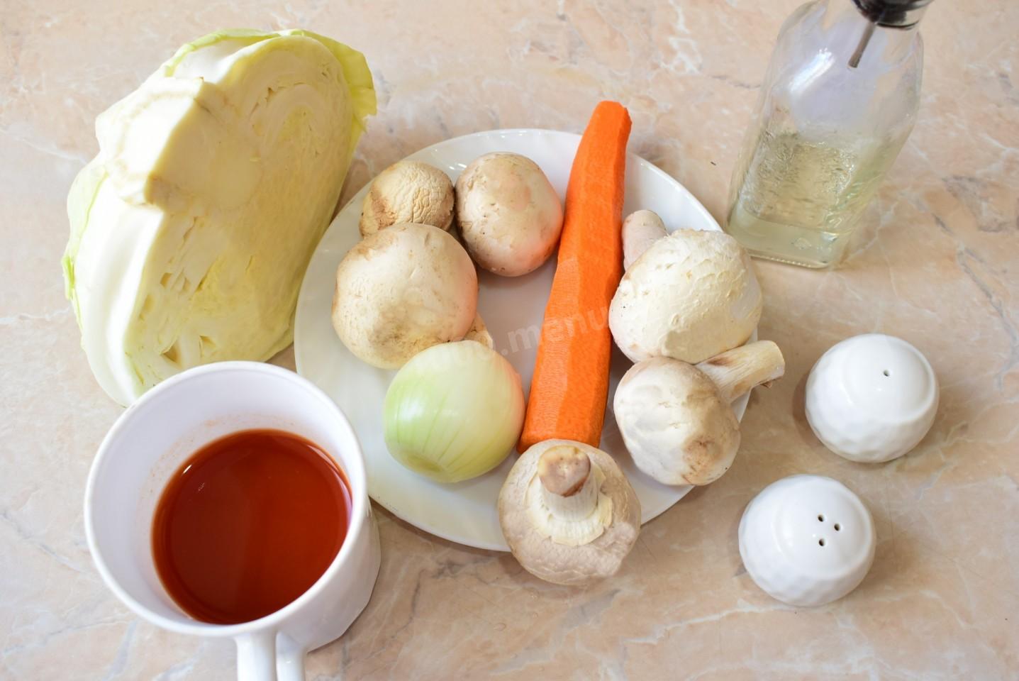 Шаг 1 приготовления Солянка с грибами и капустой